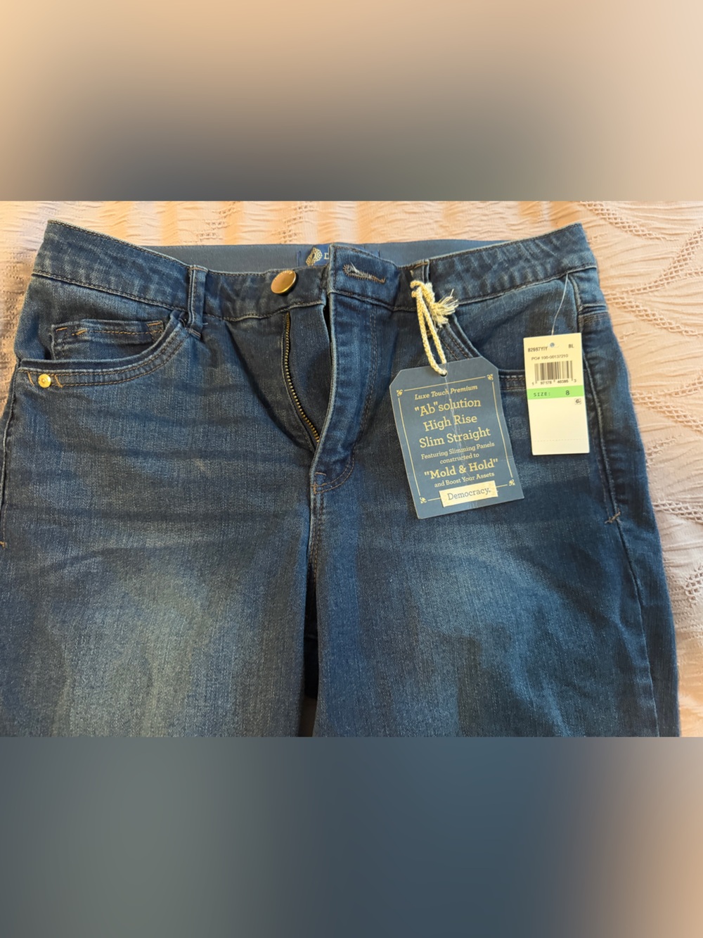 Democracy High-Rise Slim Straight Jeans size 8 - Blue